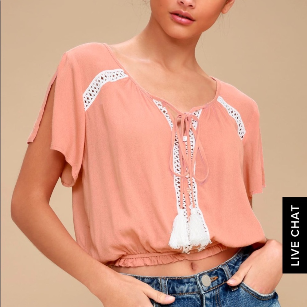 Lulu’s Blush pink crop top